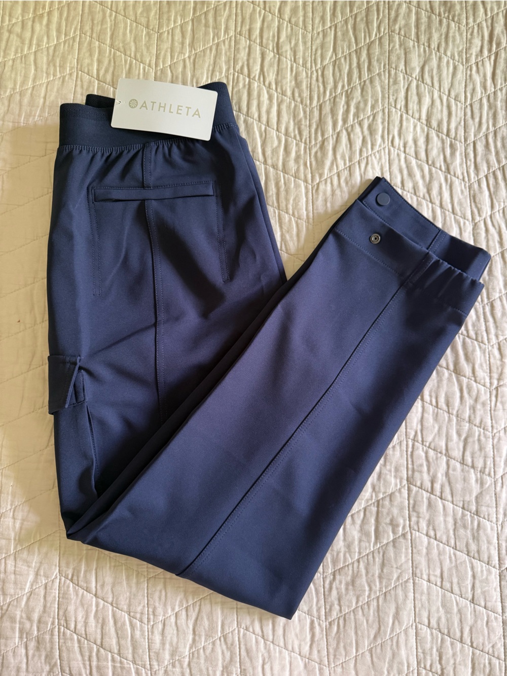 Athleta Men's Navy Jogger Pants with Elastic Cuffs